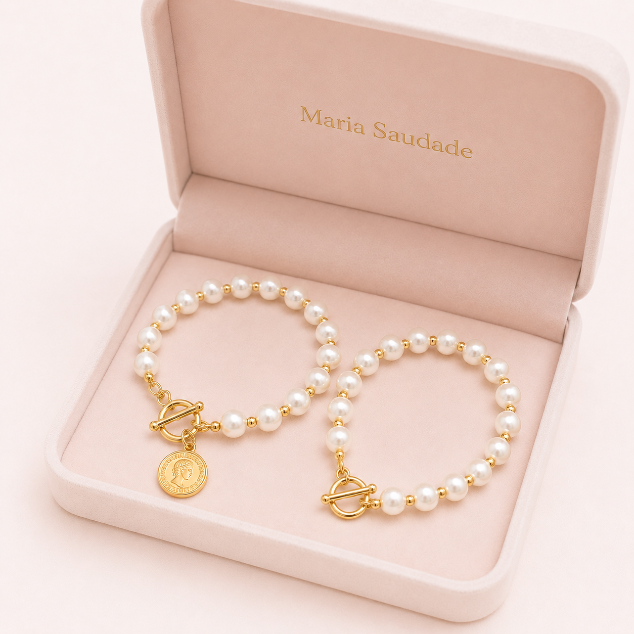 PULSEIRA PÉROLA MEDALHA